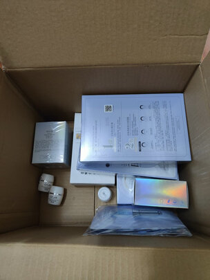 欧诗漫OSM护肤品套装 珍珠白美白化妆品礼盒 补水保湿提亮肤色（洁100+水120+乳120+面霜8g+精华5ml）