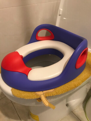 儿童马桶