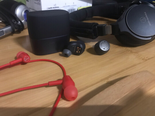 铁三角 ANC300TW 真无线蓝牙主动降噪入耳式运动耳机 HIFI音质 轻巧机身 长久续航 黑色