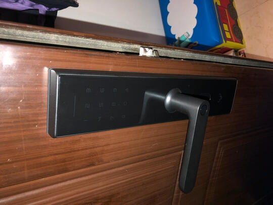 指纹锁|【今日头条】鹿客Classic2指纹锁优缺点评测怎么样？用后一周讲感受