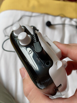 索爱S-318是哪里生产的，值吗