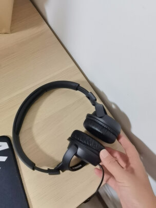 %title插图%num JBL TUNE 500 头戴式有线耳机耳麦 运动耳机+游戏耳机 暗夜黑