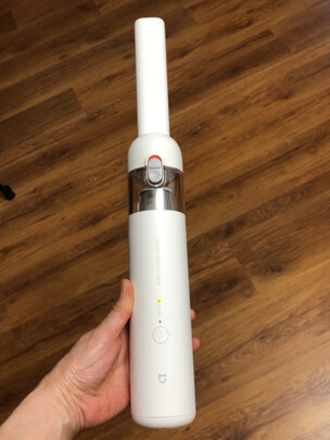 车载吸尘器