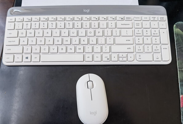 罗技（Logitech）MK470 键鼠套装 无线键鼠套装 超薄 全尺寸 芍药白 带无线2.4G接收器