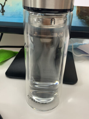 玻璃杯