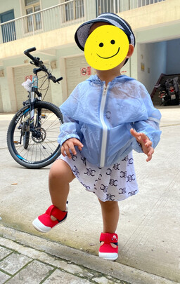 婴儿鞋子