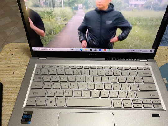 acer 非凡S3好不好呀？做工够好吗？运行快速吗 