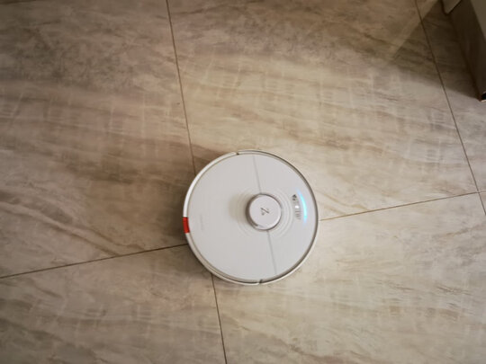 扫地机器人|石头T7S扫地机器人到底怎么样，参数如何！