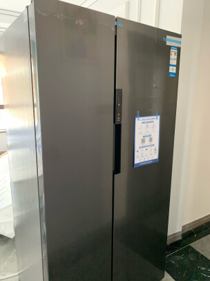 %title插图%num 美的(Midea)606升变频一级能效对开双门家用冰箱京东小家智能家电风冷无霜BCD-606WKPZM(E)大容量精细分储