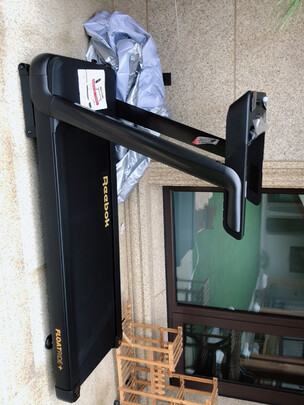 ReebokRVRE-10421RD跑步机|ReebokRVRE-10421RD跑步机真实使用感受？真相必看