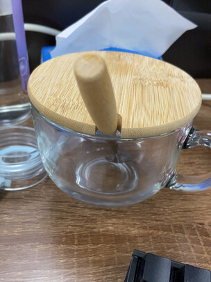 玻璃杯