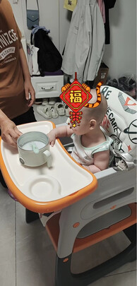 儿童餐椅