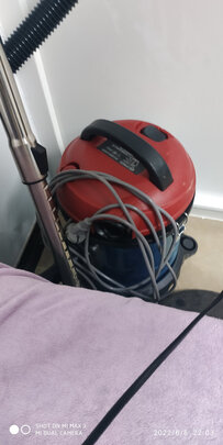 车载吸尘器