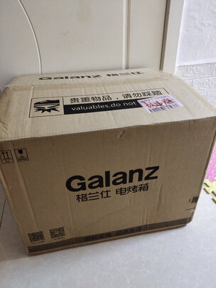 %title插图%num 格兰仕(Galanz)电烤箱 40L超大容量 内置可视炉灯 上下独立控温 多层烤位烤箱 烤红薯烤蛋糕 K43
