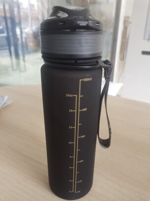 运动水杯
