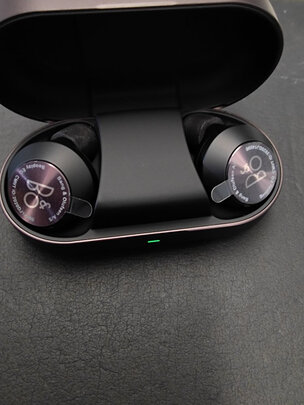 新手求助】B&O beoplay EQ怎么样?一个月后质量真相