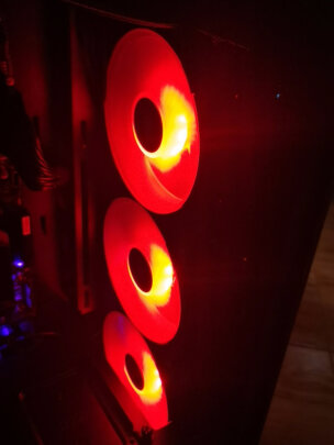 %title插图%num 鑫谷(Segotep)冰封360水冷CPU散热器(ARGB主板同步/多模式可调灯效/高效传导硅脂/静音风扇/支持TR4)