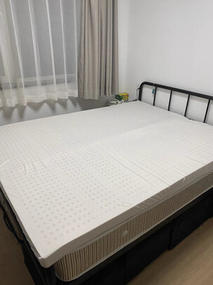 床垫|网易严选AB面冬夏两用93%泰国天然乳胶零压床垫如何,值得入手的原因分享！