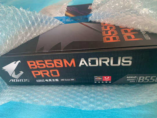 技嘉B550M AORUS PRO到底靠谱吗？性价比够高吗？扩展性强吗 