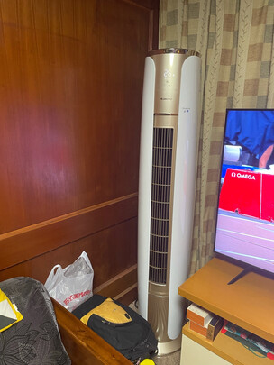 格力KFR-72LW/NhDe1BAj立式空调|「静下心看」格力云焕空调怎么样？用后三周讲内幕真相？