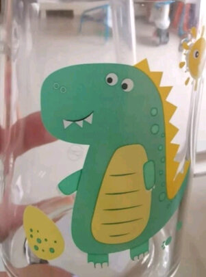 玻璃杯