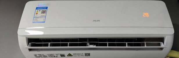 奥克斯（AUX）1.5匹 清爽侠 新能效 快速冷暖 自清洁 壁挂式空调挂机(KFR-35GW/BpR3BFW1(B3))节能 以旧换新