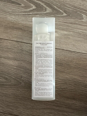 爽肤水