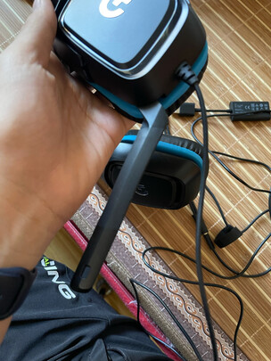 求助专家：罗技G933s怎么样?老铁揭秘!