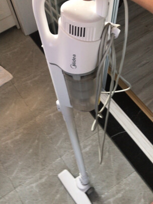 吸尘器