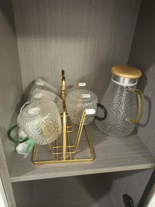 玻璃水杯