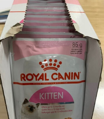 猫粮罐头