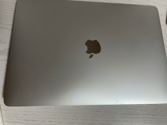 Apple MacBook Air与惠普战99有什么区别？音效哪款好？哪个方便快捷 