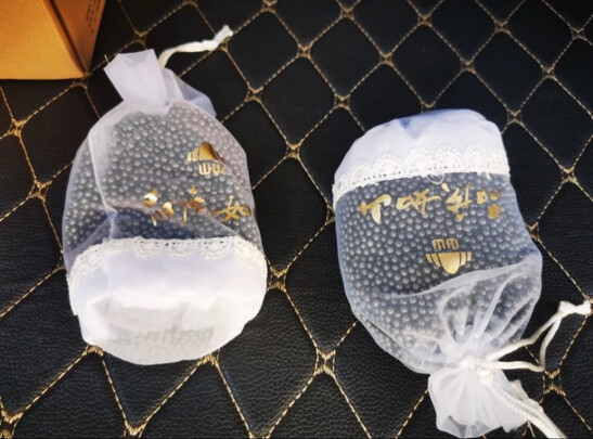 汽车竹炭包