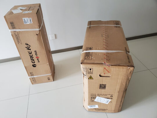 格力（GREE）空调 云佳 1.5匹新一级能效 变频冷暖 自清洁 壁挂式 卧室空调挂机 正1.5匹 KFR-35GW/NhGc1B