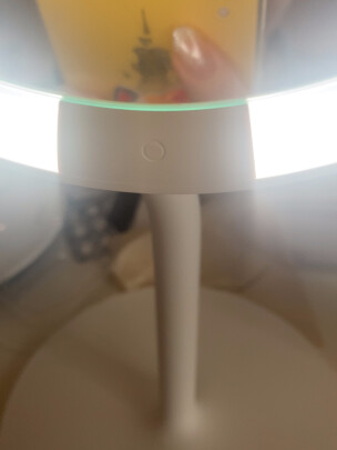 AMIRO MINI2.0小魔镜白色好不好啊？除皱效果够不够好，尺寸适宜吗？