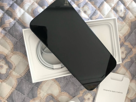 %title插图%num Apple iPhone 12 (A2404) 128GB 黑色 支持移动联通电信5G 双卡双待手机