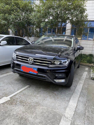 汽车脚垫