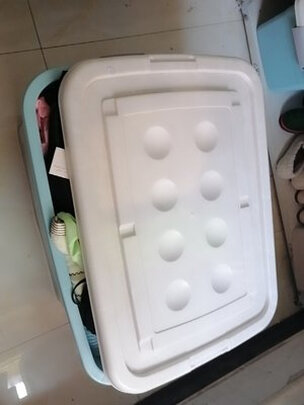 收纳箱