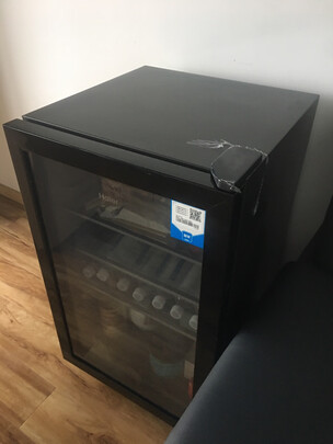 海尔（Haier）96升家用客厅办公室冷藏柜冰吧 饮料茶叶水果保鲜柜小型冰箱DS096A