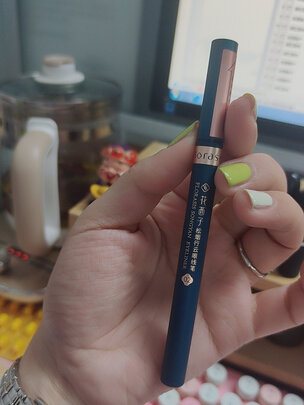 三,舞动奇迹wdqj-jb眼线笔网友对比评测