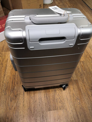 小米小米金属旅行箱|小米小米金属旅行箱 220英寸银色拉杆箱独家揭秘评测真相,不看后悔!