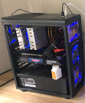 %title插图%num 七彩虹(Colorful)火神iGame GeForce RTX 3090 Vulcan OC 24G 1695-1785Mhz 赛博朋克2077游戏光追电脑显卡