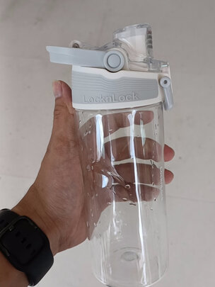 运动水杯