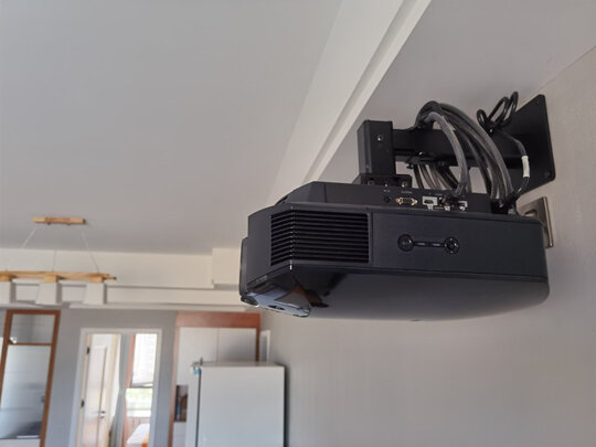 投影仪|参考剖析索尼*投影仪怎么样?深度测评剖析