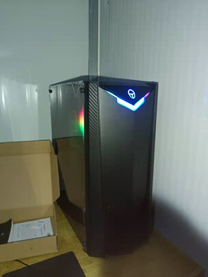 雷神(ThundeRobot)黑武士4+ 水冷游戏台式电脑电竞主机(12代i7-12700 16G RTX3070Ti 512GSSD P4 无线充电)