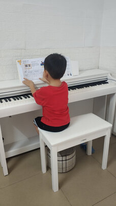 电钢琴|知乎评测：雅马哈电钢琴CLP725老实讲到底值不值得入手呀？谁来说说