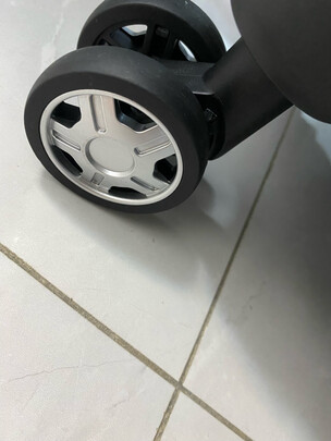 拉杆箱|用户揭秘爱华仕拉杆箱好吗,入手解密评测真相