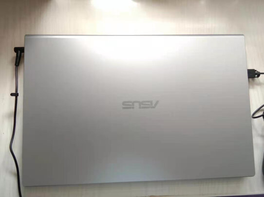 ASUS V5200EP好不好啊？性能强劲吗？反应灵敏吗 