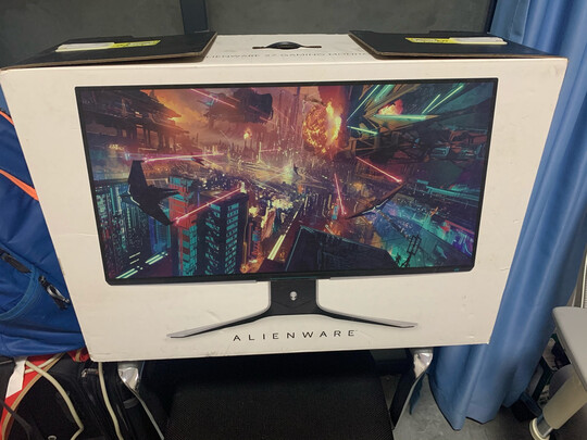 外星人（Alienware）AW2721D 27英寸 2K Nano IPS 240Hz刷新 1ms G-Sync HDR600 德国iF设计奖 电竞显示器 