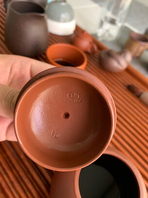 藏壶天下藏壶天下 国助工景舟石瓢评判质量差有依据吗？